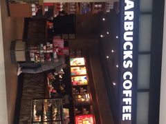 -星巴克臻选(成都来福士店)