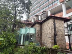 -香港大学
