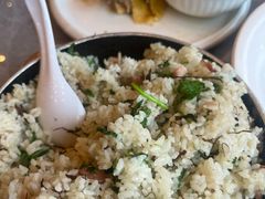-侬佳蒸菜馆(听潮店)