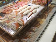 -巴黎贝甜(大宁国际商业广场店)
