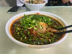 红汤牛肉米粉-德华开元米粉(总店)