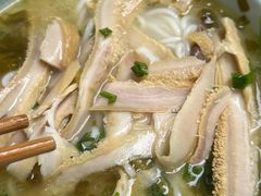 -全家福米线