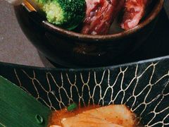 -山川小町·极番烧肉(新地假日广场店)