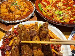 -小三峡食府(西五路店)