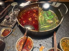 -三出山火锅(南京万象天地店)