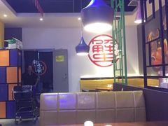 -钳小厨疯味1987肉蟹煲(美一城广场店)