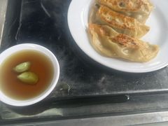 -劈柴院锅贴(沈阳路店)