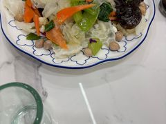 -虹海圣肉饼店家常菜馆