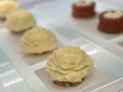 -潮一不贰·法式甜品·生日蛋糕·西式简餐(外滩店)