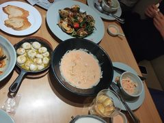 -Lia Cafe Bar Restaurant松山咖啡屋