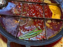 -正南齊北重庆老火锅(光华村直营店)