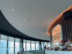 -亚洲国际大酒店·云顶阁旋转自助餐厅