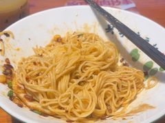 -兵哥豌豆面(雅颂居店)