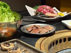 -山川小町·极番烧肉(新地假日广场店)