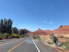 -天山神秘大峡谷