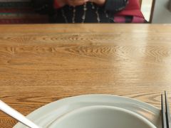 -蜜桃餐厅·伴山(湖滨商业街店)