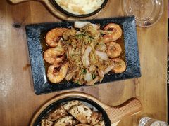 -老东镇啤酒屋海鲜加工·蒸汽海鲜·海鲜烧烤(台东店)