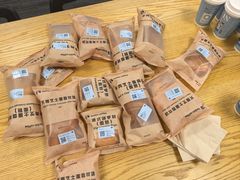 -瑞幸咖啡(东直门枢纽店)