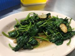 -明记烧鱼美味店