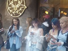 -瑞虹新天地月亮湾