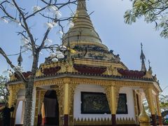 -一寨两国风景区