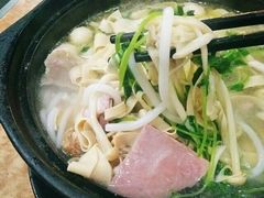 -丽虹云南过桥米线(兴工街店)