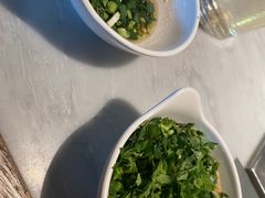 -尚尚仙·酸汤猪手·猪肚鸡火锅(华联万柳购物中心店)