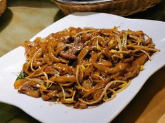 老广炒牛河-老廣食堂(区庄店)