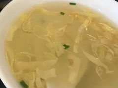 配汤-笑来喜馄饨小笼工坊店(湖滨街店)