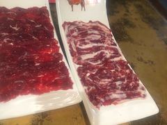 -左庭右院鲜牛肉火锅(金山万达店)
