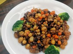 海参花菇马蹄粒-优之名鹅城