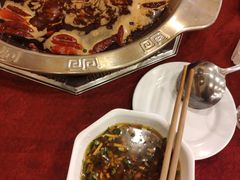 -山城年华老火锅(玉林店)
