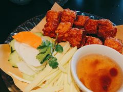 炸海鲜卷-大头虾越式风味餐厅(光明广场店)