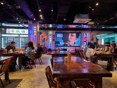 大堂-马路牙子地桌烤肉(工体店)