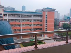 -武汉市武珞路中学