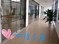 -亲亲家园三期游泳池