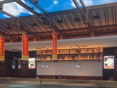 -阿瓦山寨·湘菜现炒·剁椒鱼头王(咸阳总店)