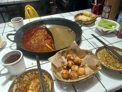 -伍师兄市井火锅(东部星悦天地店)