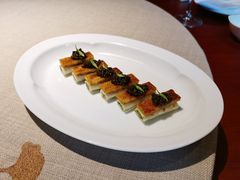 鱼子酱脆皮松板肉-解香楼(八盘岭路店)