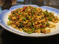 -新天明砂锅鱼头煲