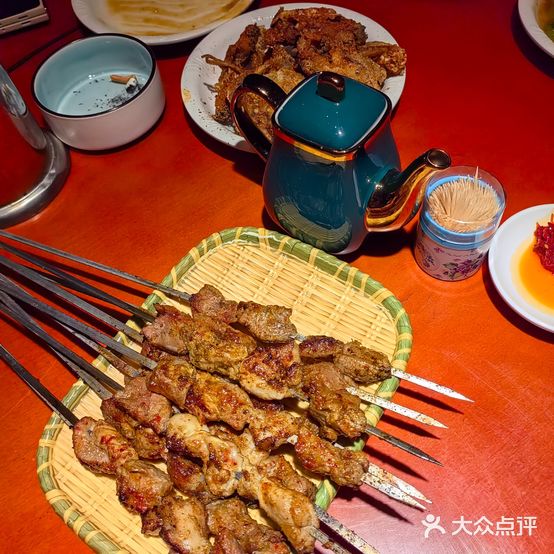 边城金马靠肉(建新街店)