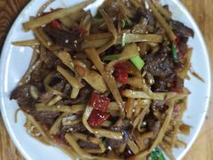 酸笋牛肉-牛八宝桂林米粉(八里庄店)