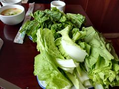 -绿色墨脱石锅城