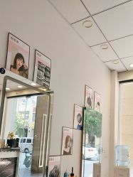 -慕艺造型烫发染发