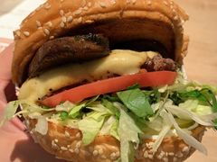 -The Habit Burger Grill 哈比特汉堡(复兴soho店)