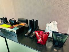 -Acne Studios(芮欧百货店)