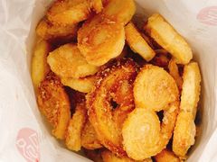 小蝴蝶酥-上海哈尔滨食品厂(淮海中路店)