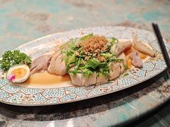 始创葱油淋鸡-粤·向群饭店(麓景路店)
