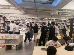 -先锋书店(五台山总店)
