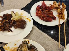 -东方红海鲜百汇(国际大厦店)